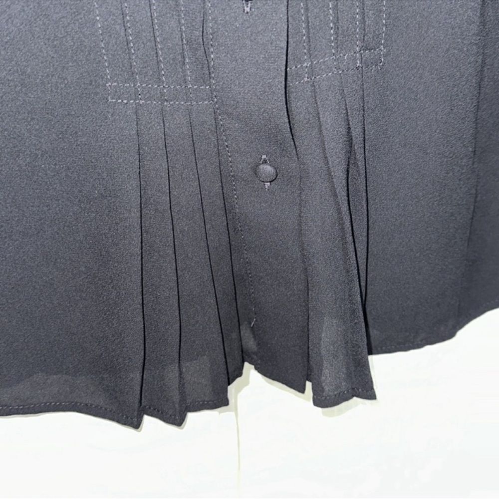 Whbm 4 Black Solid Yoke Collar Button Front Pleat… - image 5